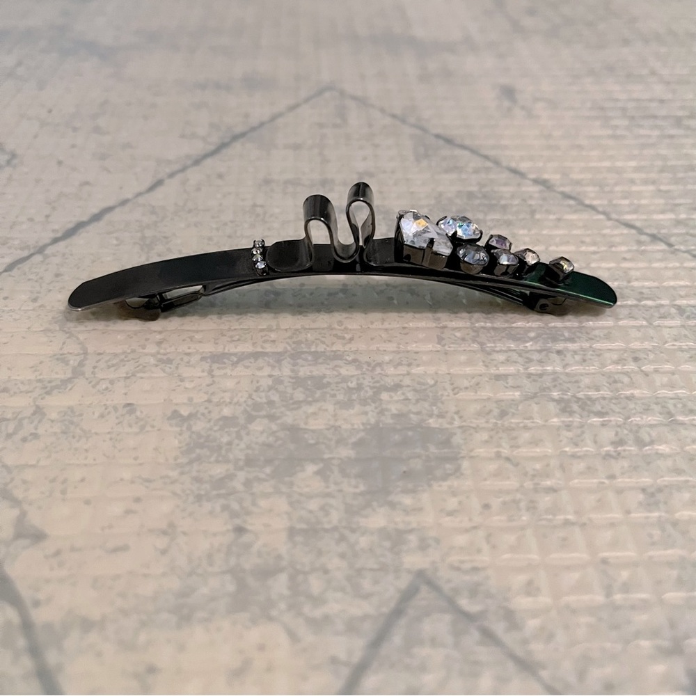 Colette Malouf Metallic Crystal Wavy Barrette - Picture 2 of 3